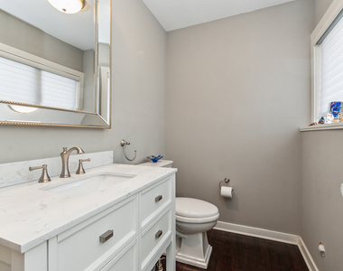 305 N Reed Street - Photo Thumbnail 21