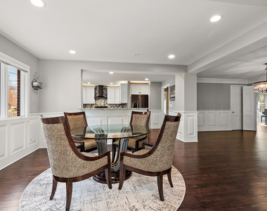 305 N Reed Street - Photo Thumbnail 18