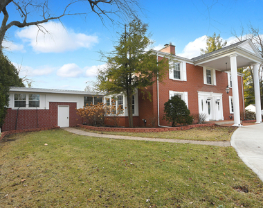 305 N Reed Street - Photo Thumbnail 46