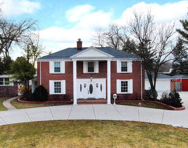 305 N Reed Street - Photo Thumbnail 2