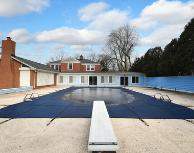 305 N Reed Street - Photo Thumbnail 52