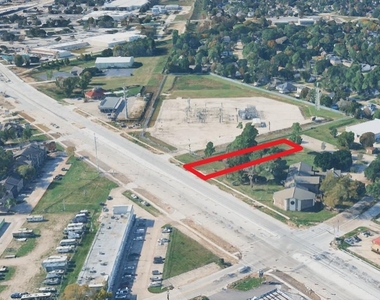 7927 Fm 1960 Road E - Photo Thumbnail 5