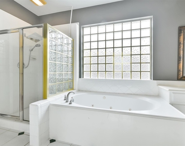 5803 Song Ridge Court - Photo Thumbnail 37