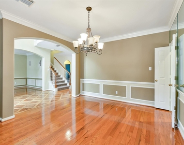 5803 Song Ridge Court - Photo Thumbnail 8