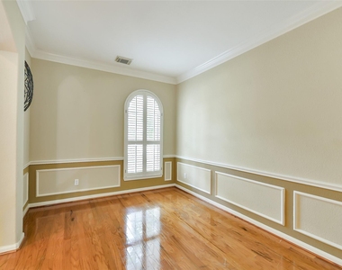 5803 Song Ridge Court - Photo Thumbnail 10