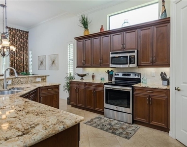 8309 Adelio Lane - Photo Thumbnail 6