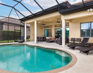 8309 Adelio Lane - Photo Thumbnail 18