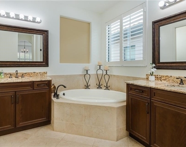 8309 Adelio Lane - Photo Thumbnail 12