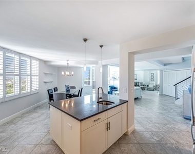 4041 Gulf Shore Boulevard N - Photo Thumbnail 4