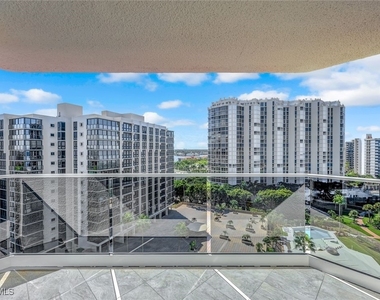 4041 Gulf Shore Boulevard N - Photo Thumbnail 20
