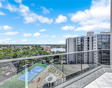 4041 Gulf Shore Boulevard N - Photo Thumbnail 22