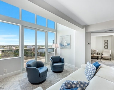 4041 Gulf Shore Boulevard N - Photo Thumbnail 2