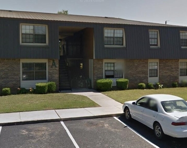 401 Dogwood Dr - Photo Thumbnail 2