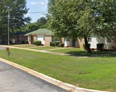386 Thornfield Dr - Photo Thumbnail 4
