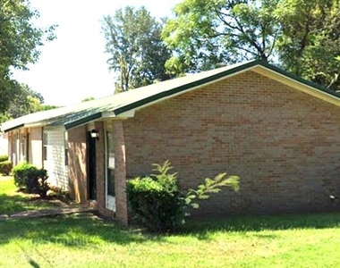 386 Thornfield Dr - Photo Thumbnail 2