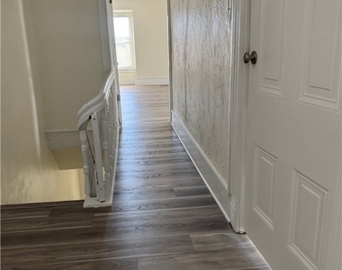 94 S 18th Street - Photo Thumbnail 3