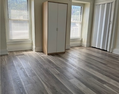 94 S 18th Street - Photo Thumbnail 16
