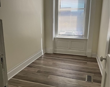 94 S 18th Street - Photo Thumbnail 7
