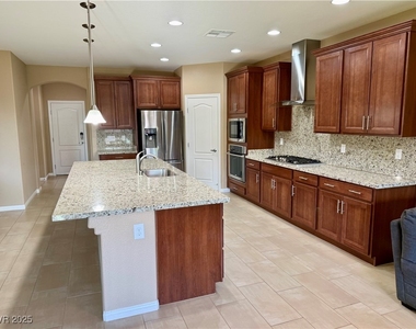 6298 Starflare Street - Photo Thumbnail 5