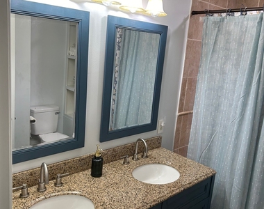 6317 Fox Chapel Drive - Photo Thumbnail 12
