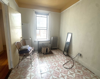 31-4 32nd Street - Photo Thumbnail 8