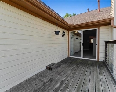 6752 Macintosh Drive - Photo Thumbnail 22