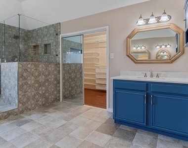 6752 Macintosh Drive - Photo Thumbnail 20