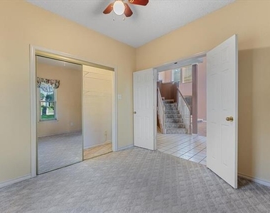 6752 Macintosh Drive - Photo Thumbnail 25