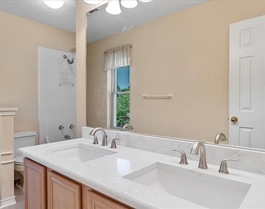 6752 Macintosh Drive - Photo Thumbnail 27