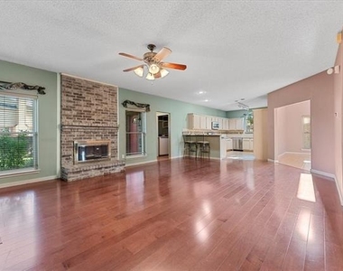 6752 Macintosh Drive - Photo Thumbnail 1