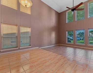 6752 Macintosh Drive - Photo Thumbnail 8