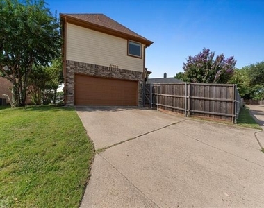 6752 Macintosh Drive - Photo Thumbnail 38