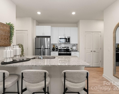13330 Maize Lane - Photo Thumbnail 5