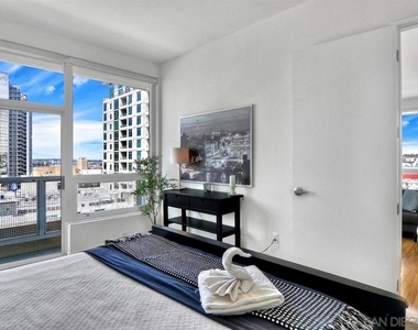 350 W Ash St - Photo Thumbnail 13