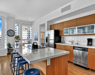 350 W Ash St - Photo Thumbnail 9