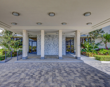 400 Beach Road - Photo Thumbnail 51