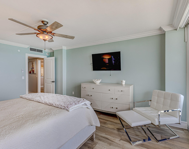 400 Beach Road - Photo Thumbnail 26