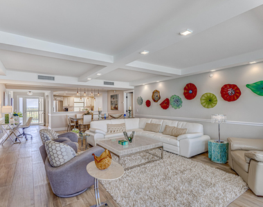 400 Beach Road - Photo Thumbnail 15