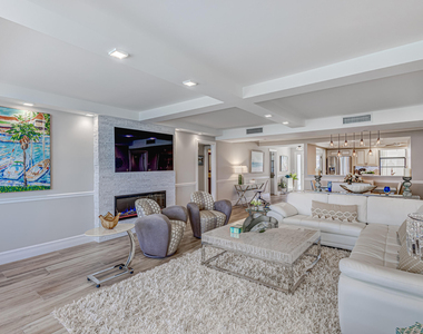 400 Beach Road - Photo Thumbnail 16