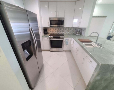 3851 N Ocean Boulevard - Photo Thumbnail 4