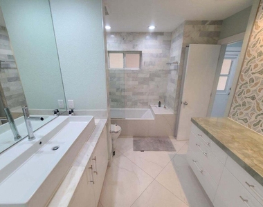 3851 N Ocean Boulevard - Photo Thumbnail 15