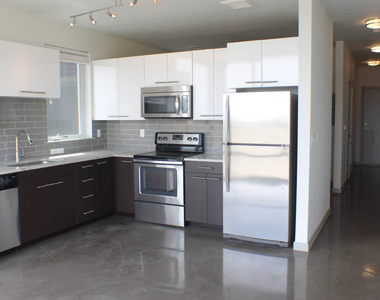 6750 E Chenango Ave - Photo Thumbnail 1