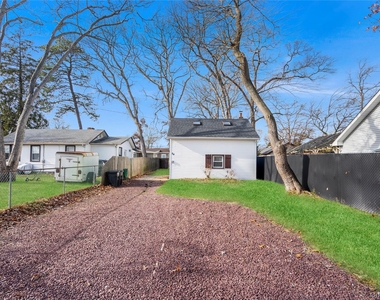 84 Pleasure Avenue - Photo Thumbnail 1