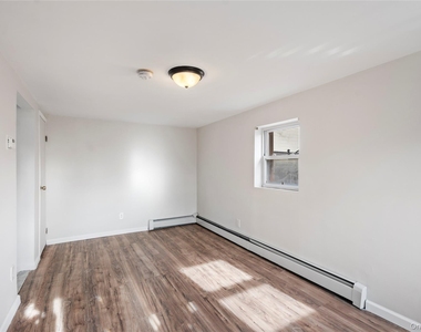 84 Pleasure Avenue - Photo Thumbnail 3