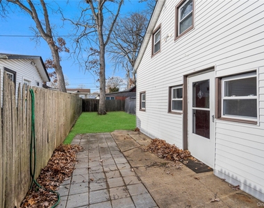 84 Pleasure Avenue - Photo Thumbnail 16