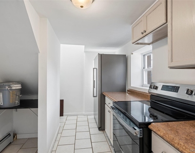 84 Pleasure Avenue - Photo Thumbnail 5