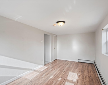 84 Pleasure Avenue - Photo Thumbnail 2