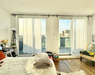 321 Woodbine Street - Photo Thumbnail 1