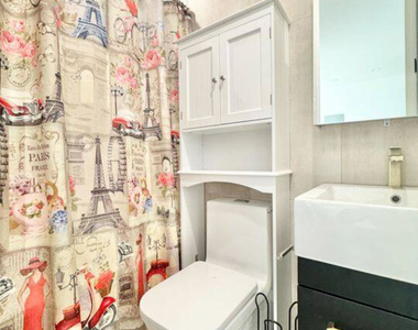 321 Woodbine Street - Photo Thumbnail 2