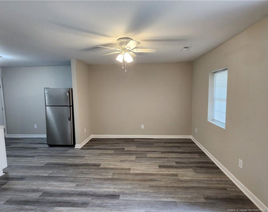 4916 Schmidt Street - Photo Thumbnail 9